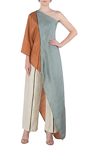 Dual Color Asymmetrical One Shoulder Top by EZRA
