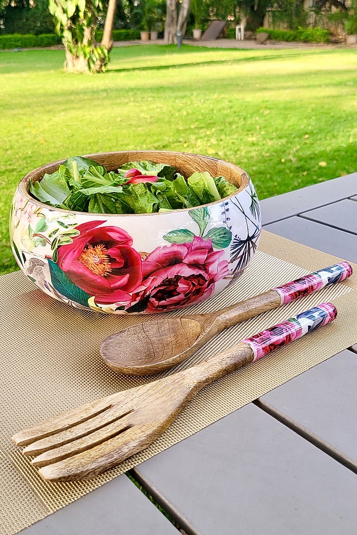 White Tudor Blooms Salad Bowl With Servers Set by Faaya Gifting at Pernia's Pop Up Shop