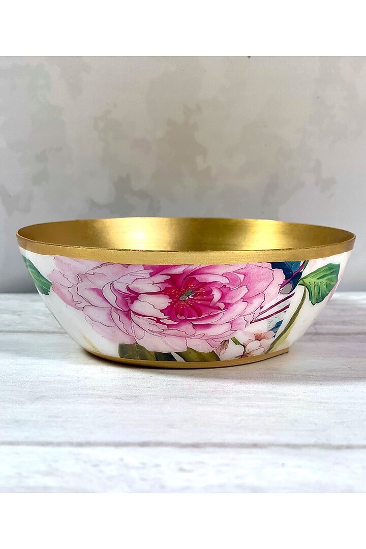 White Tudor Blooms Oval Platter with Dip Bowl by Faaya Gifting at Pernia's Pop Up Shop
