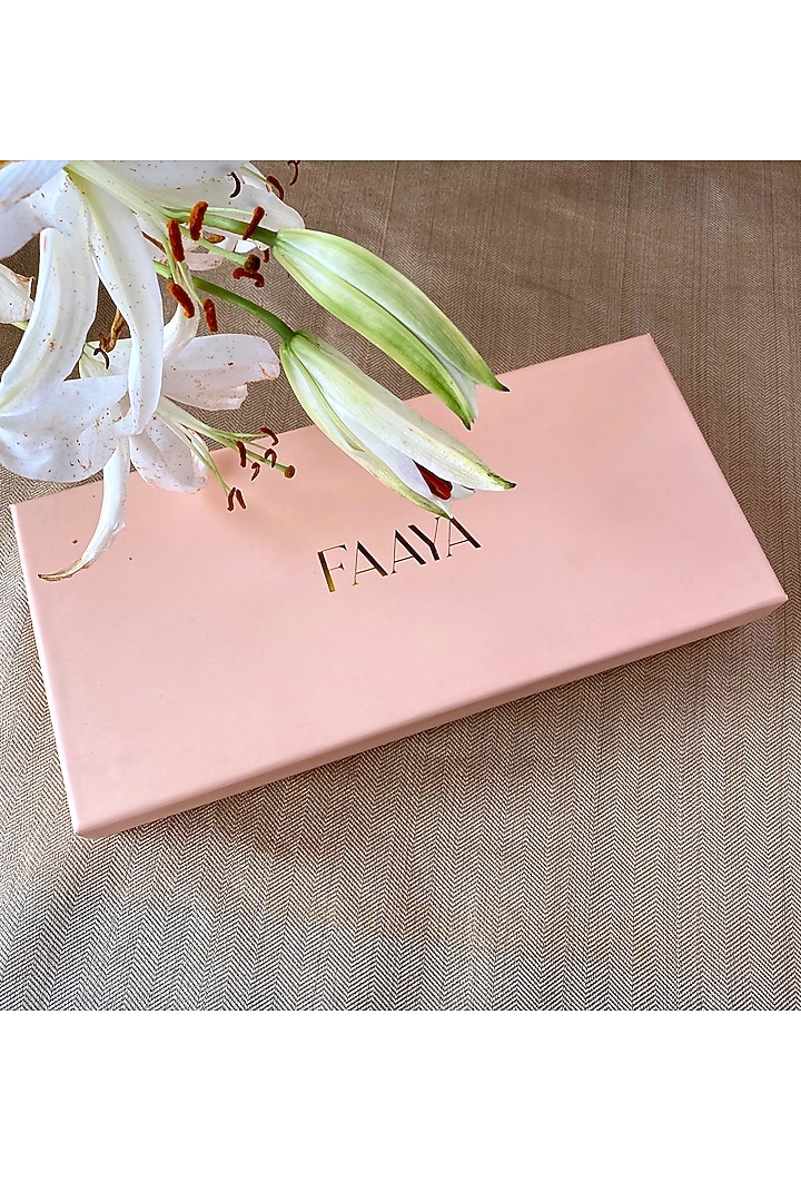 White Tudor Blooms Cake Server & Knife Duo by Faaya Gifting at Pernia's Pop Up Shop