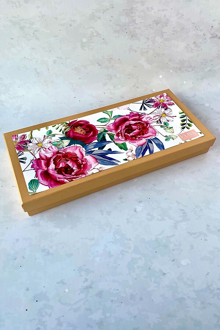 White Tudor Blooms Marble Cheese Board With Cheese Knife by Faaya Gifting at Pernia's Pop Up Shop