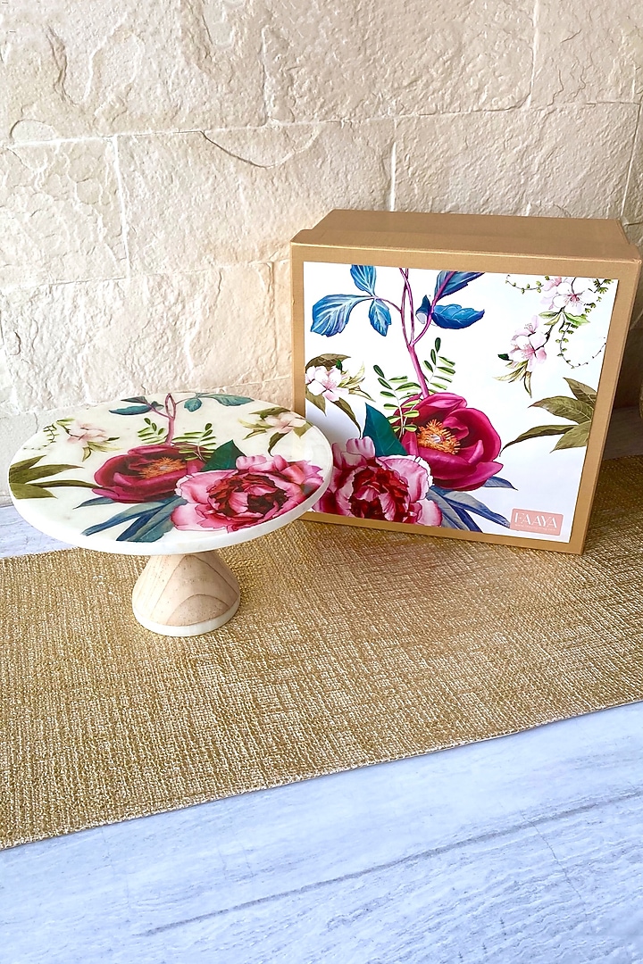 White Tudor Blooms Marble Cake Stand With Cake Server by Faaya Gifting at Pernia's Pop Up Shop