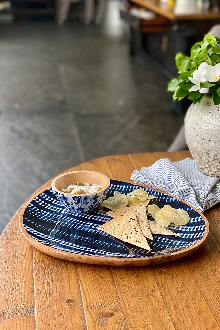 Blue Bali Seas Printed Oval Platter With Dip Bowl by Faaya Gifting at Pernia's Pop Up Shop