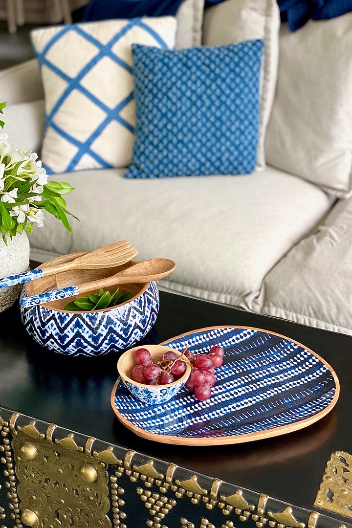 Blue Bali Seas Printed Oval Platter With Dip Bowl by Faaya Gifting at Pernia's Pop Up Shop
