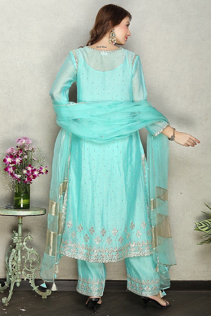 Sky Blue Silk Chanderi Hand Embroidered Kurta Set by Falguni.Foram at Pernia's Pop Up Shop