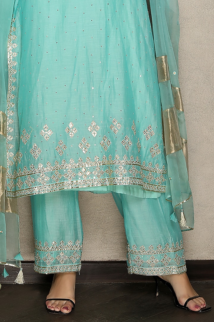 Sky Blue Silk Chanderi Hand Embroidered Kurta Set by Falguni.Foram at Pernia's Pop Up Shop