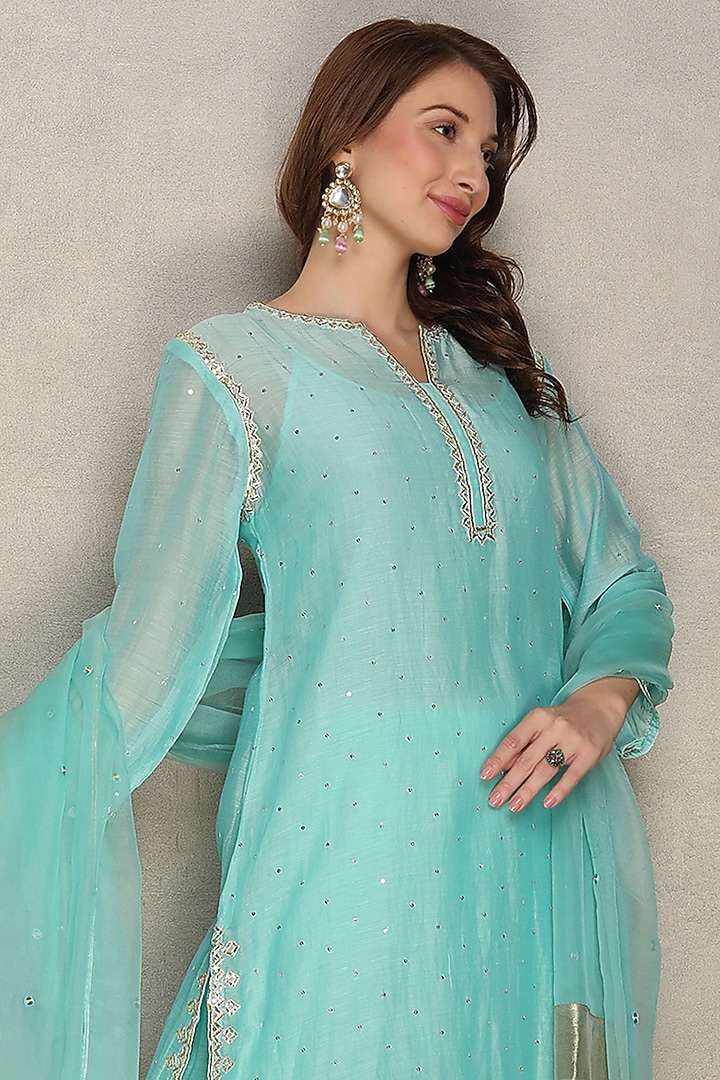 Sky Blue Silk Chanderi Hand Embroidered Kurta Set by Falguni.Foram at Pernia's Pop Up Shop
