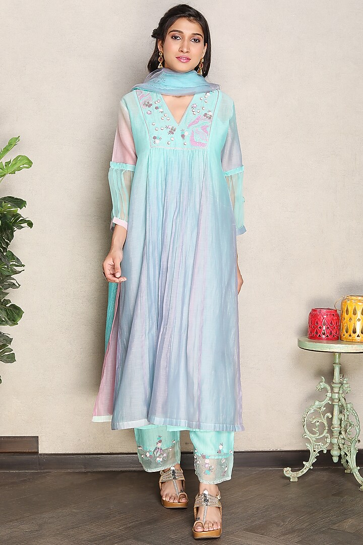 Blue & Lilac Silk Chanderi Hand Embroidered Shaded Kurta Set by Falguni.Foram at Pernia's Pop Up Shop