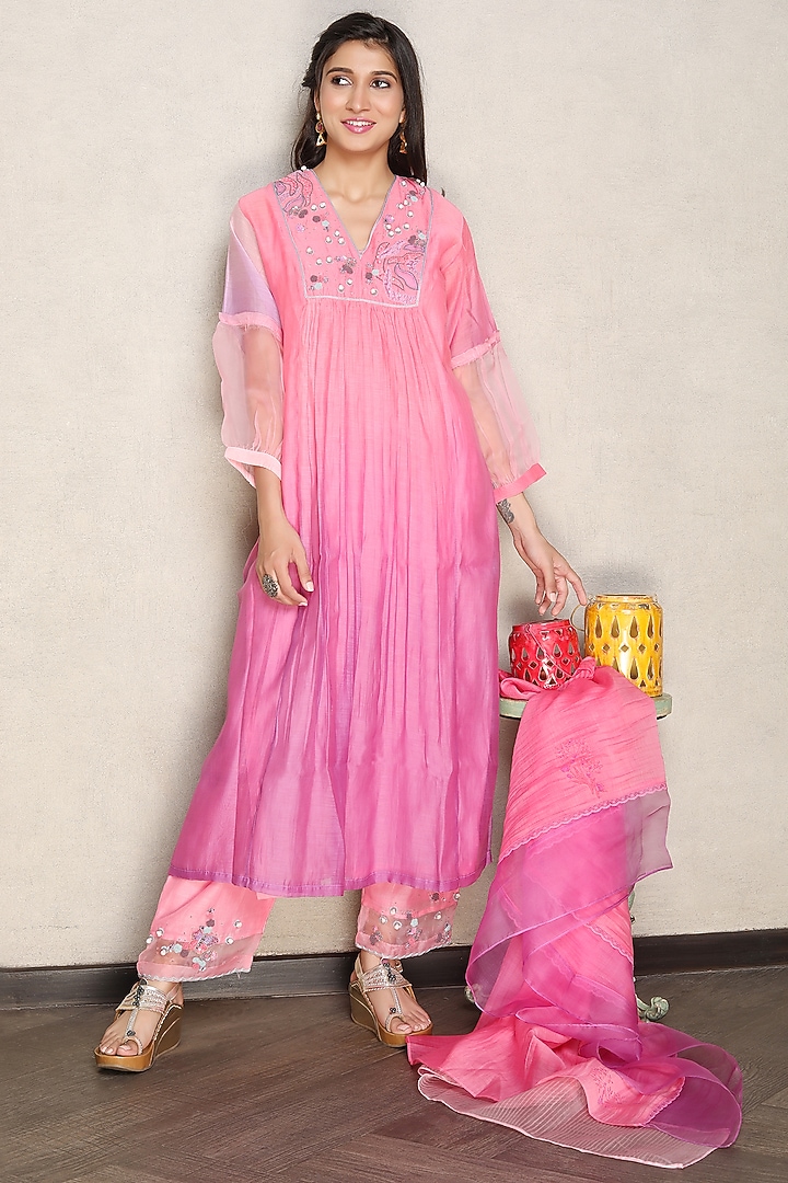 Pink & Purple Silk Chanderi Hand Embroidered Shaded Kurta Set by Falguni.Foram at Pernia's Pop Up Shop