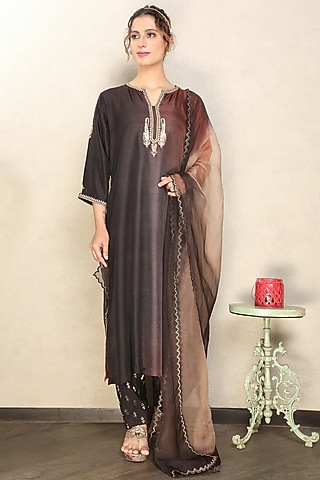 Brown 4D Embroidered Kurta Set by Falguni.Foram