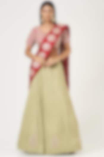 Gold Crushed Silk Bridal Lehenga Set by Faabiiana at Pernia's Pop Up Shop