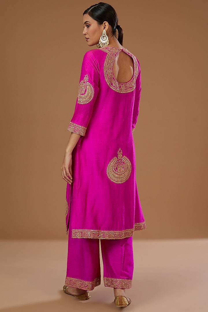 Hot Pink Munga Silk Kurta Set by Faabiiana at Pernia's Pop Up Shop