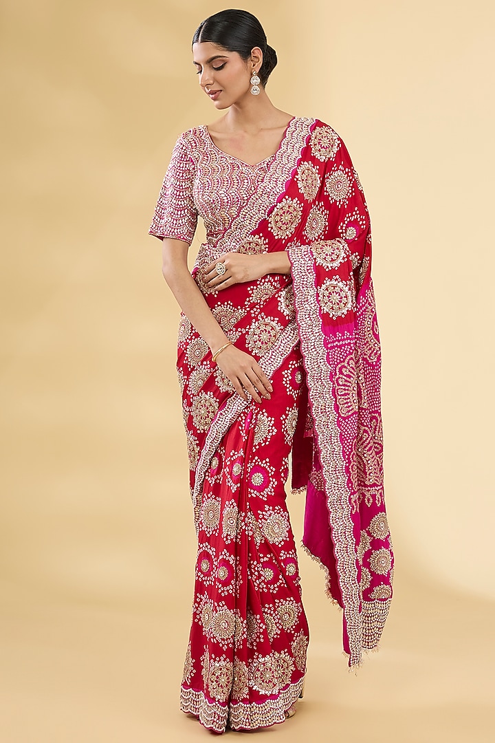 Red & Pink Bandhani Saree Set by Faabiiana at Pernia's Pop Up Shop