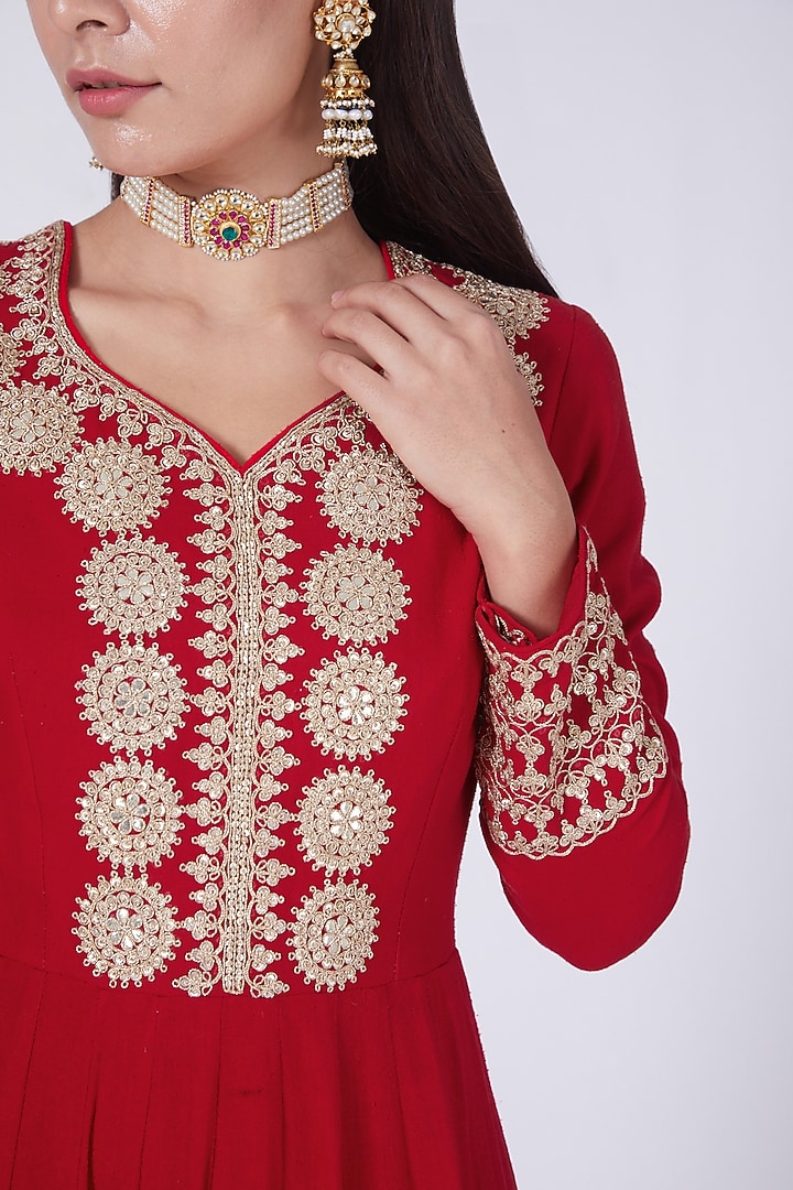 Red Bridal Anarkali With Leheriya Dupatta by Faabiiana at Pernia's Pop Up Shop