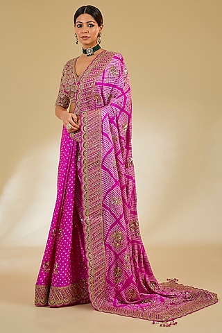 Pink Silk Bandhani Printed Saree Set by Faabiiana
