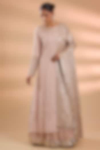 Peach Chikankari Bridal Anarkali Set by Faabiiana at Pernia's Pop Up Shop