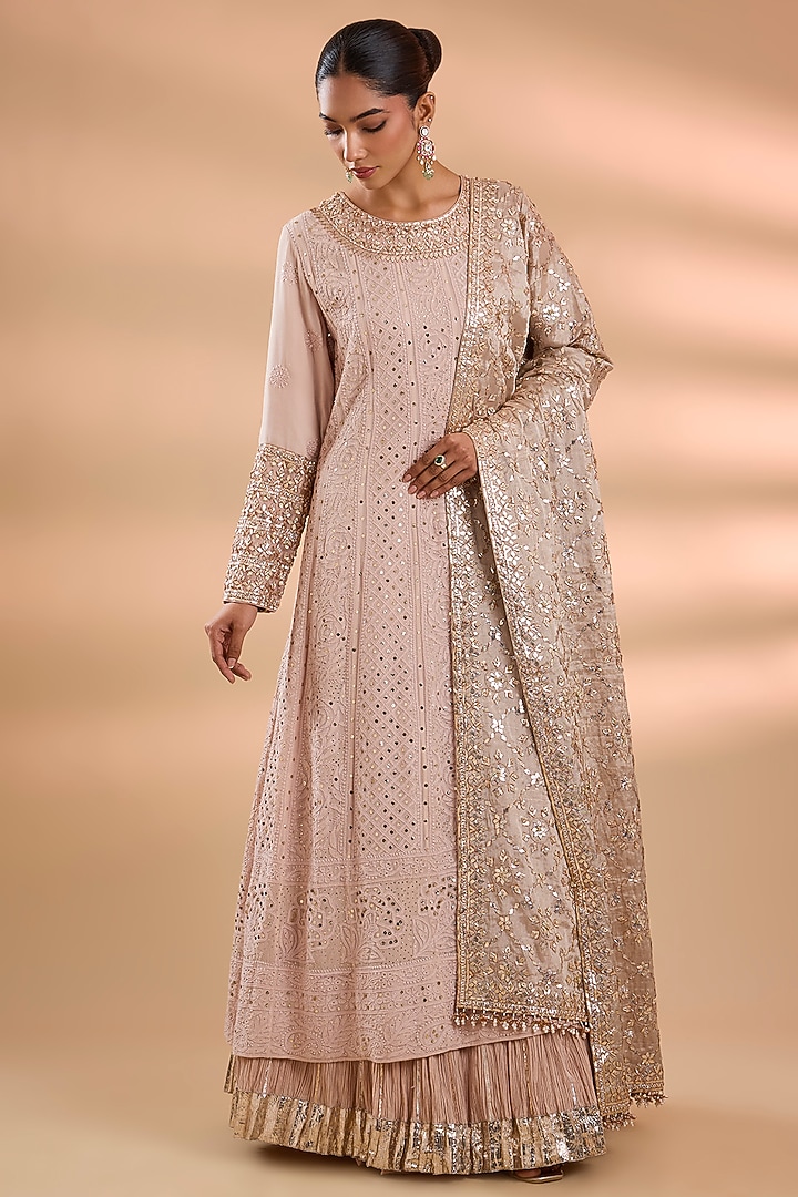 Peach Chikankari Bridal Anarkali Set by Faabiiana at Pernia's Pop Up Shop