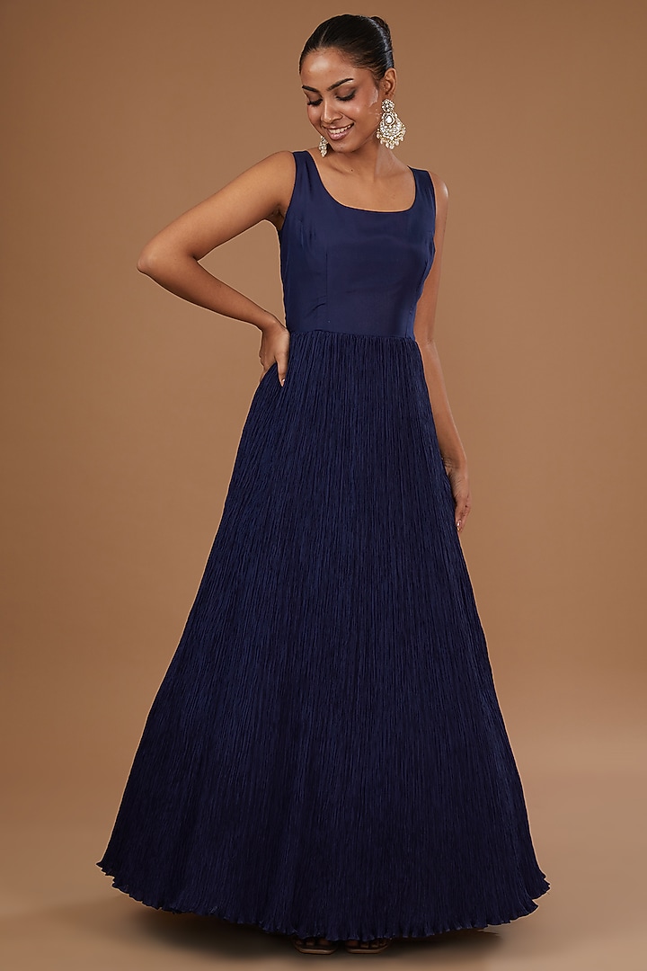 Navy Blue Crushed Silk Bandhani Jacket Set by Faabiiana at Pernia's Pop Up Shop