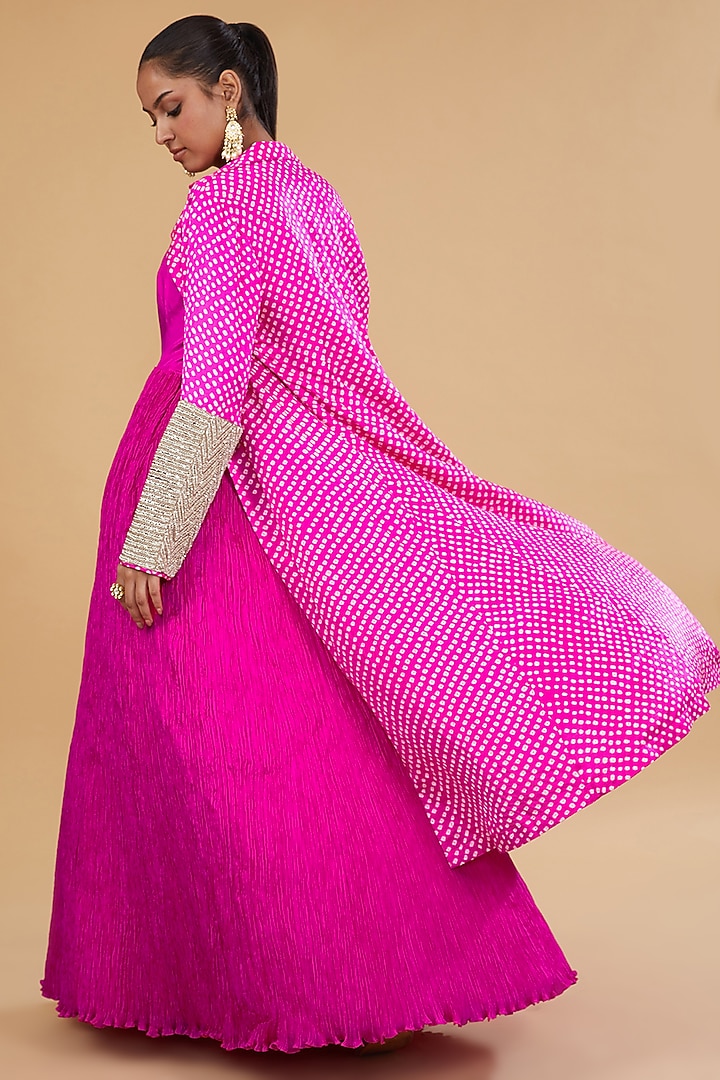 Pink Crushed Silk Bandhani Jacket Set by Faabiiana at Pernia's Pop Up Shop