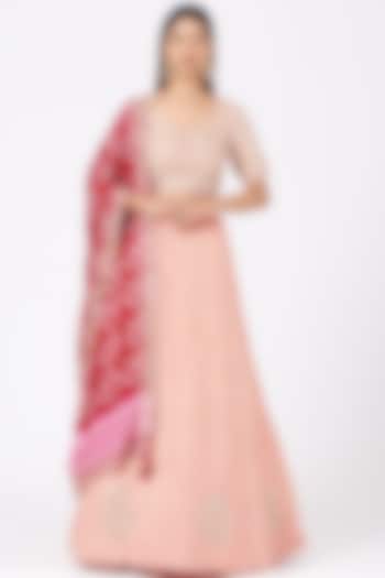 Nude Pink Crushed Silk Bridal Lehenga Set by Faabiiana at Pernia's Pop Up Shop