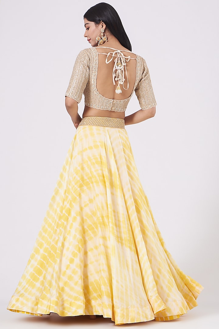 Yellow Leheriya Bridal Lehenga Set by Faabiiana at Pernia's Pop Up Shop
