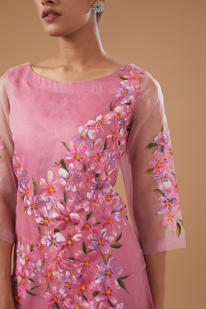 Pink Pure Silk Organza Hand Painted Kurta by Fallon Studio by Shruti Kaushik at Pernia's Pop Up Shop