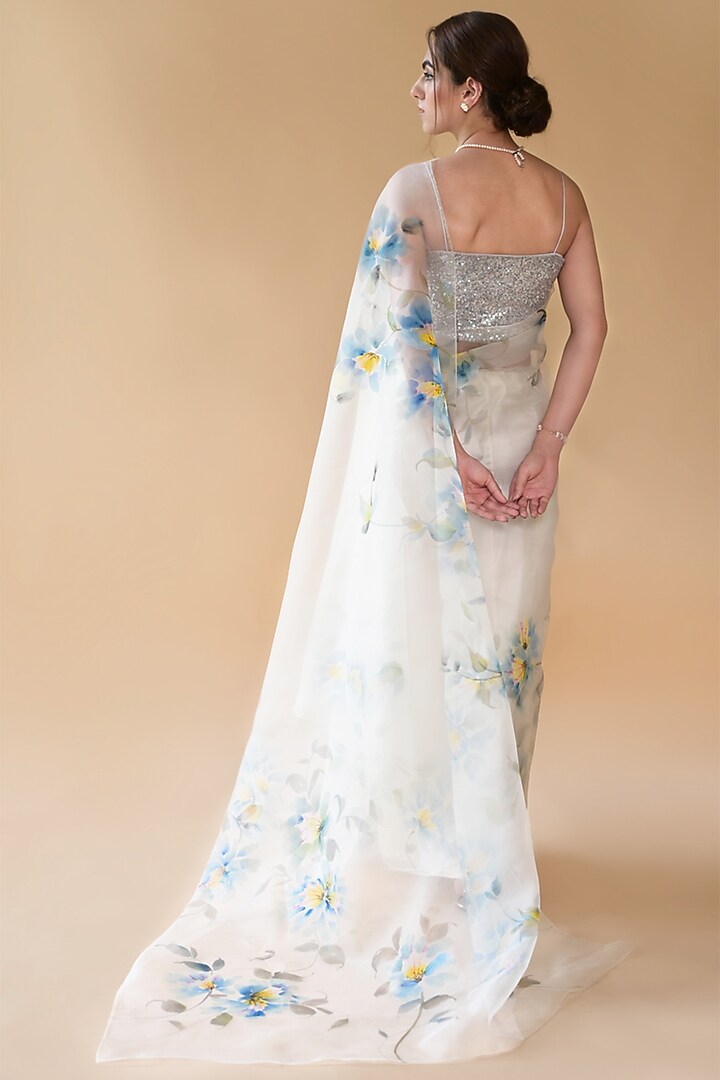 Off-White Hand Painted Party Wear Saree Set by Fallon Studio by Shruti Kaushik at Pernia's Pop Up Shop