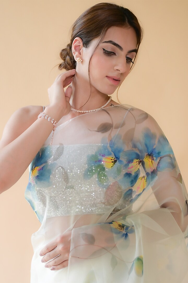 Off-White Hand Painted Party Wear Saree Set by Fallon Studio by Shruti Kaushik at Pernia's Pop Up Shop