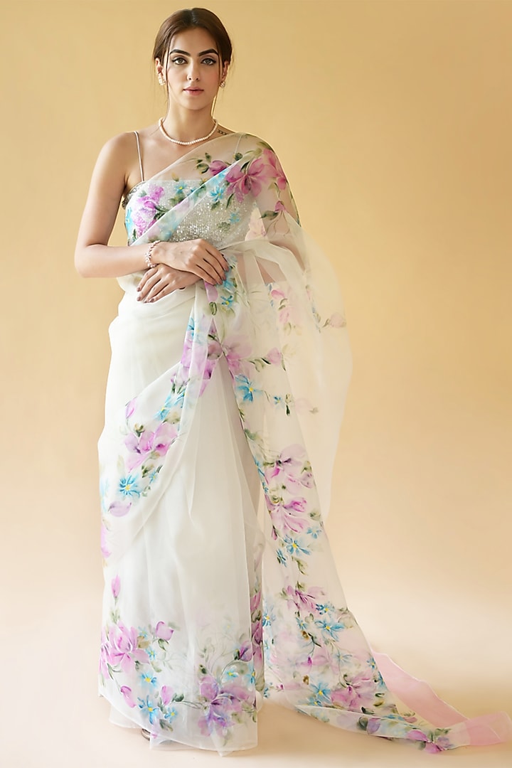 Off-White Hand Painted Saree Set by Fallon Studio by Shruti Kaushik