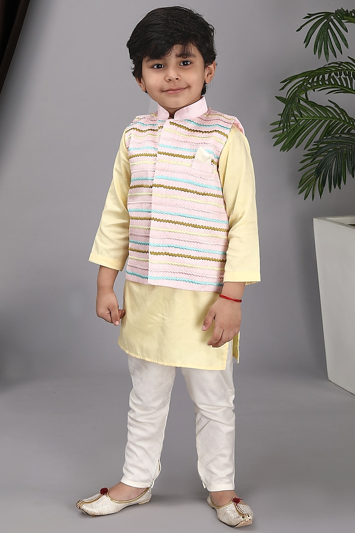 Baby Pink Glace Cotton Embroidered Bundi Jacket With Kurta Set For Boys by Fashion Totz