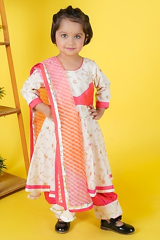 Cream Cotton Kurta Set For Girls by Fashion Totz