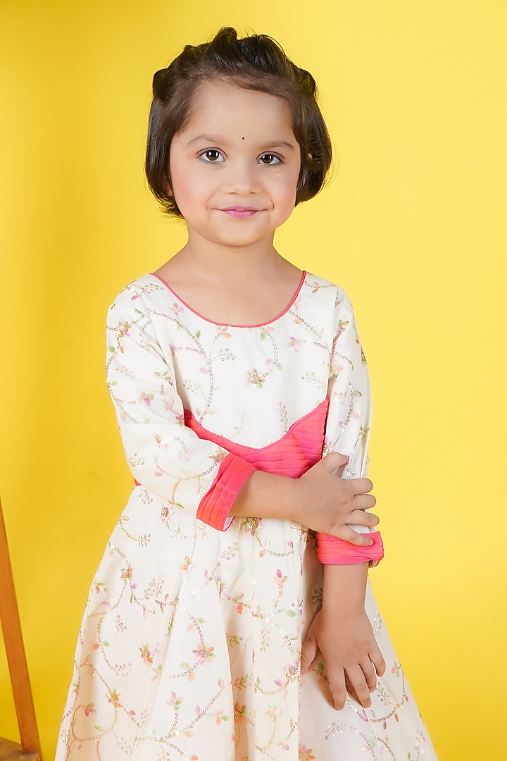 Cream Cotton Kurta Set For Girls by Fashion Totz at Pernia's Pop Up Shop