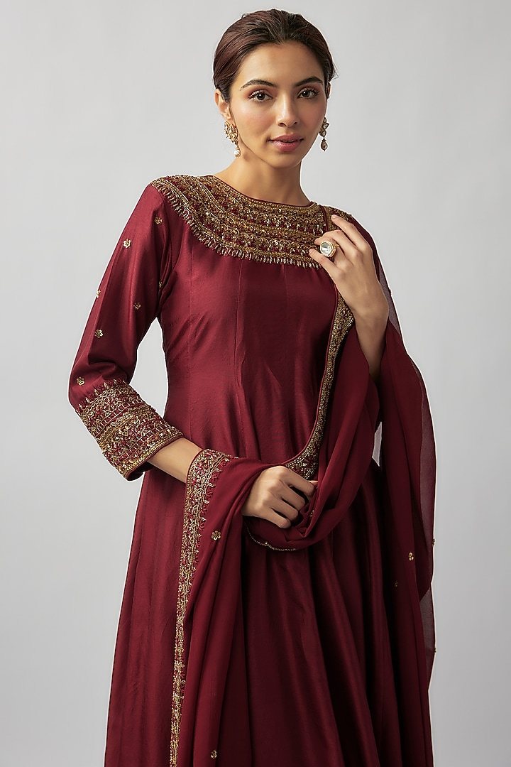 Red Russian Silk Sequin & Thread Embellished Party Wear Anarkali Set by FATIZ at Pernia's Pop Up Shop