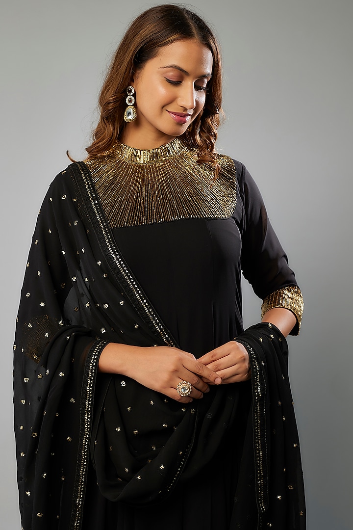 Black Georgette Cutdana Embellished Party Wear Anarkali Set by FATIZ at Pernia's Pop Up Shop
