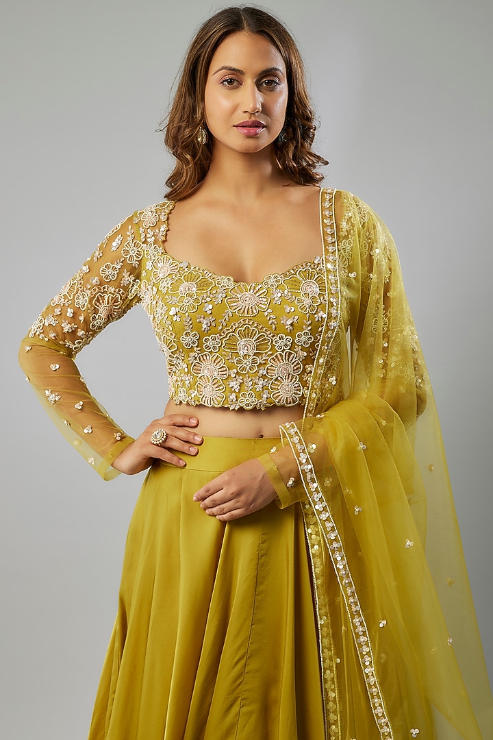 Yellow Silk Organza Wedding Lehenga Set by FATIZ at Pernia's Pop Up Shop