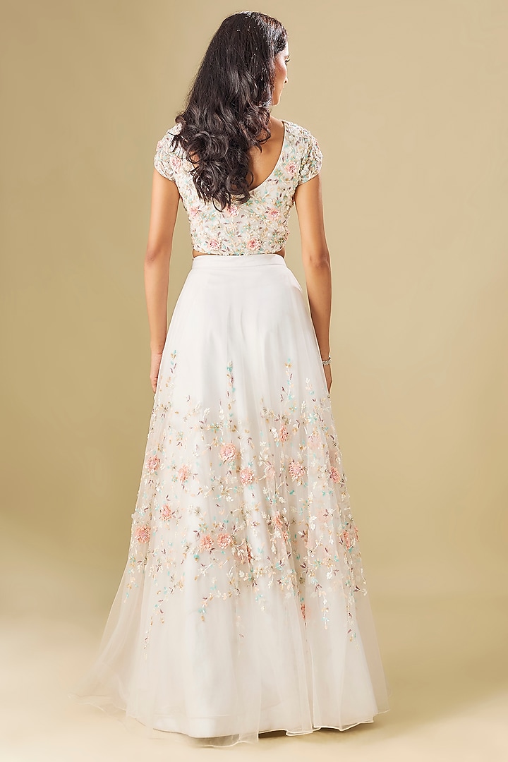 White Tulle Crystal Embellished Wedding Lehenga Set by FATIZ at Pernia's Pop Up Shop
