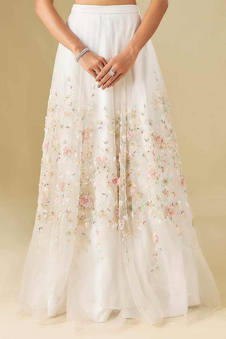 White Tulle Crystal Embellished Wedding Lehenga Set by FATIZ at Pernia's Pop Up Shop