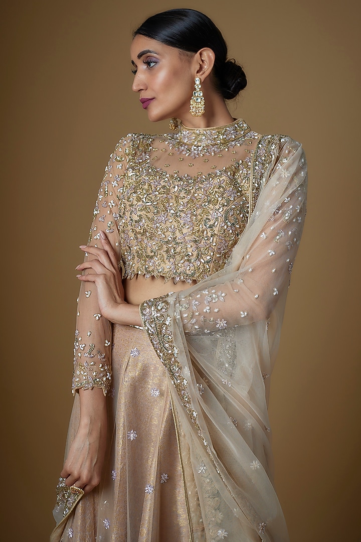 Champagne Gold Tulle Embroidered Bridal Lehenga Set by FATIZ at Pernia's Pop Up Shop