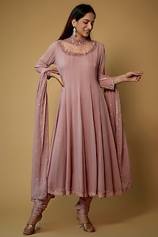 product-color-Blush Pink
