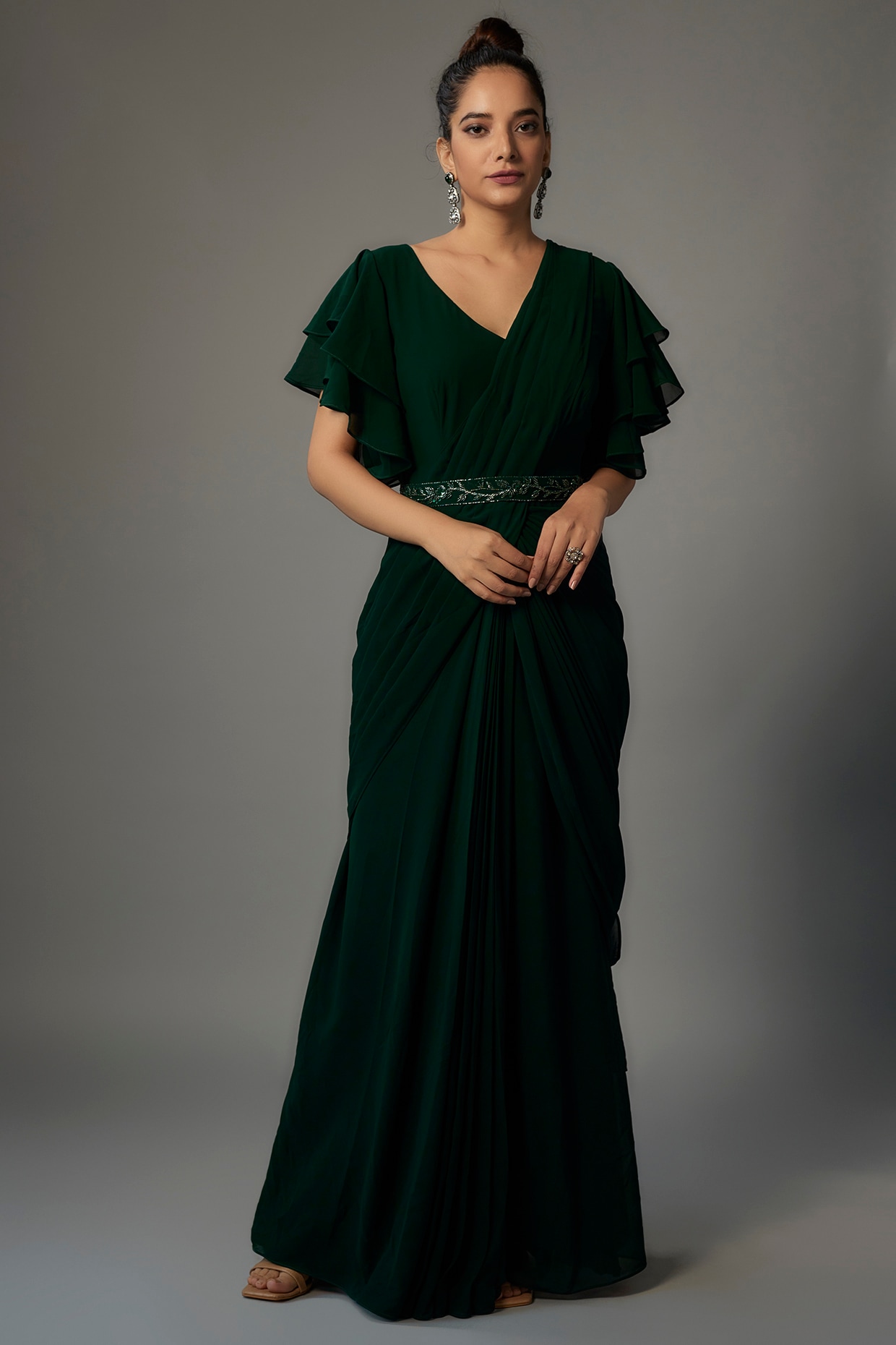 G2049, Bottle Green Ruffled Prewedding Shoot Trail Gown (ALL) – Style Icon  www.dressrent.in