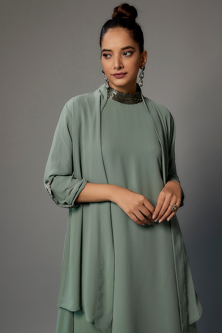 Sage Green Georgette Embellished Kurta Set by FATIZ at Pernia's Pop Up Shop