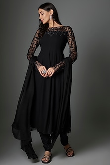 product-color-Black