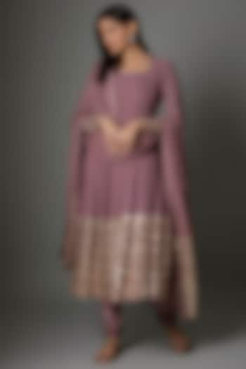 Mauve Georgette Sequins Embellished Anarkali Set by FATIZ