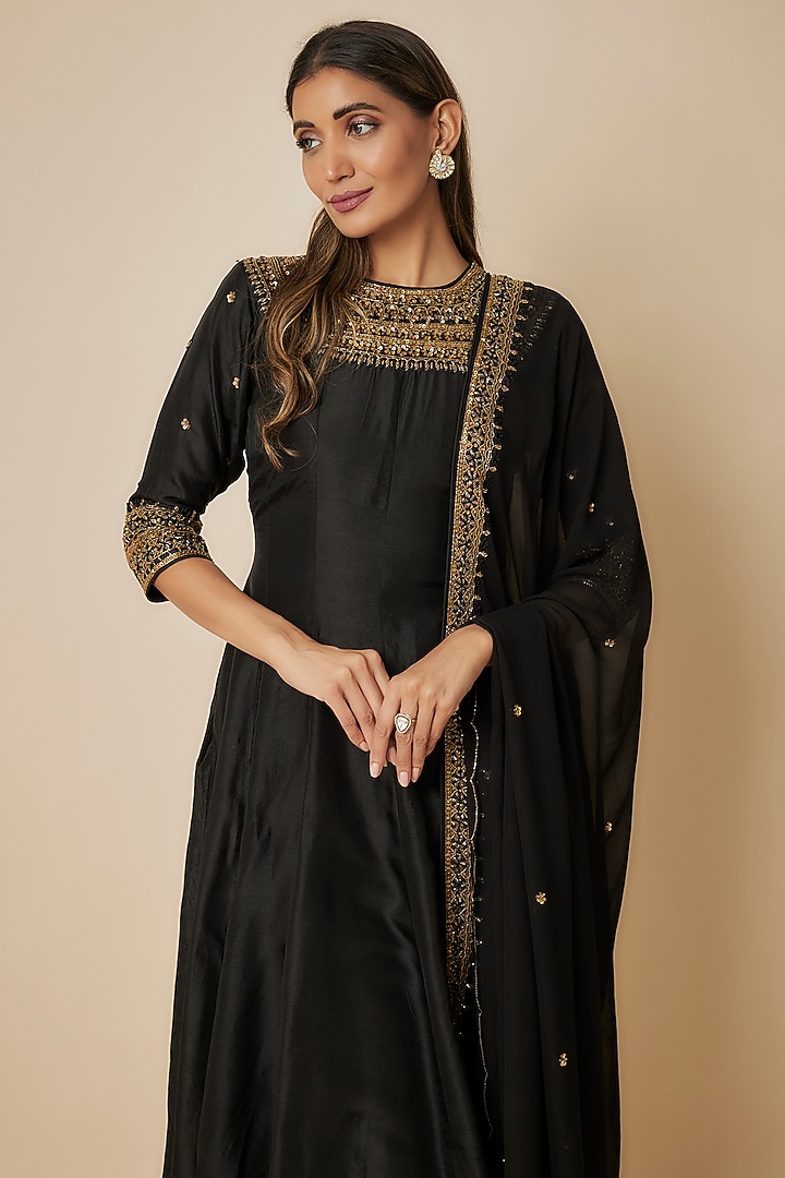 Black Russian Silk Sequins Embellished Party Wear Anarkali Set by FATIZ at Pernia's Pop Up Shop
