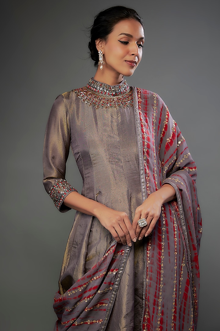 Grey Tissue Georgette Sequins Embroidered Kurta Set by FATIZ at Pernia's Pop Up Shop