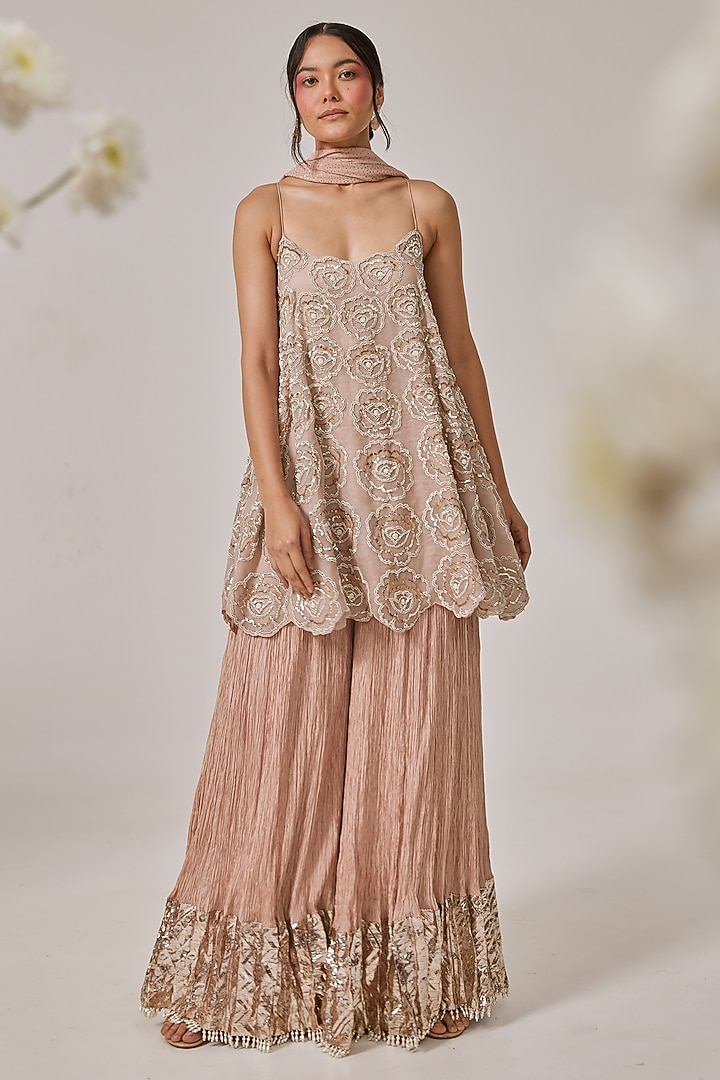 Onion Pink Silk Bridal Lehenga Set by Faabiiana at Pernia's Pop Up Shop