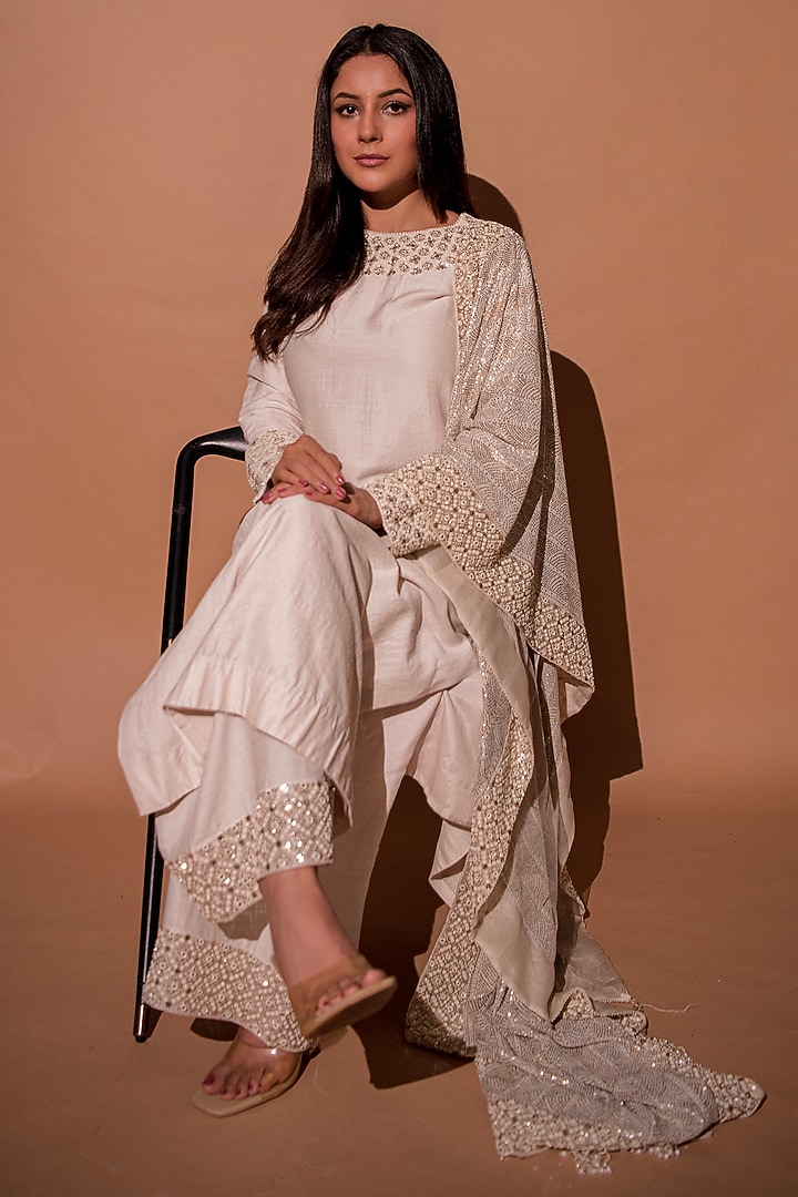 Ivory Moonga Silk Kurta Set by Faabiiana at Pernia's Pop Up Shop