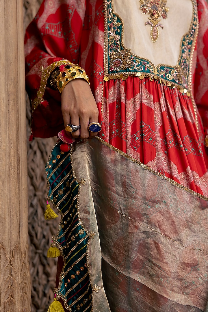Red Silk Hand Embroidered Kurta Set by Raji ramniq at Pernia's Pop Up Shop