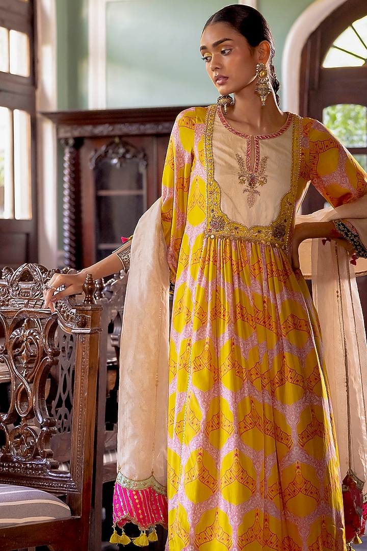 Lime Yellow Silk Hand Embroidered Kurta Set by Raji ramniq at Pernia's Pop Up Shop