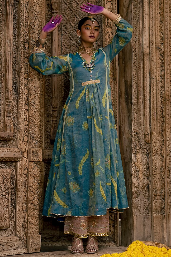 Moonlight Blue Chanderi Tissue Hand Embroidered Kurta Set by Raji ramniq at Pernia's Pop Up Shop